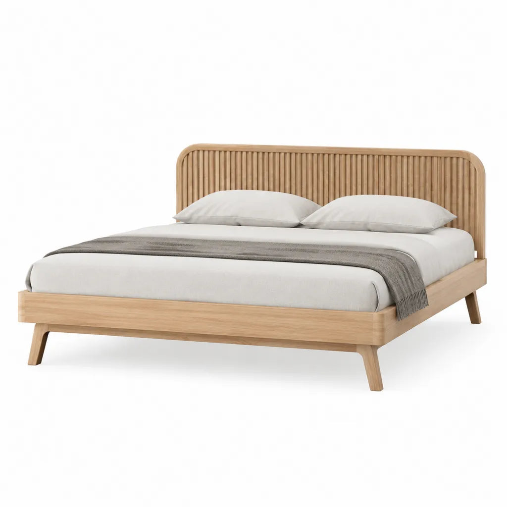 Doppelbett Bettgestell 160 x 200 cm aus massivem Gummibaumholz Natur mit Lamellenkopfteil